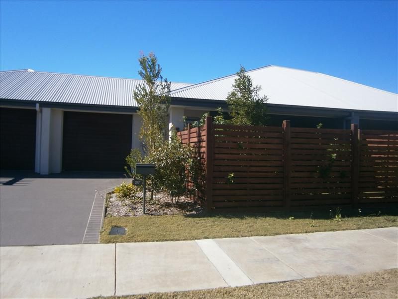 2/2 Messenger Crescent, Springfield Lakes QLD 4300, Image 0