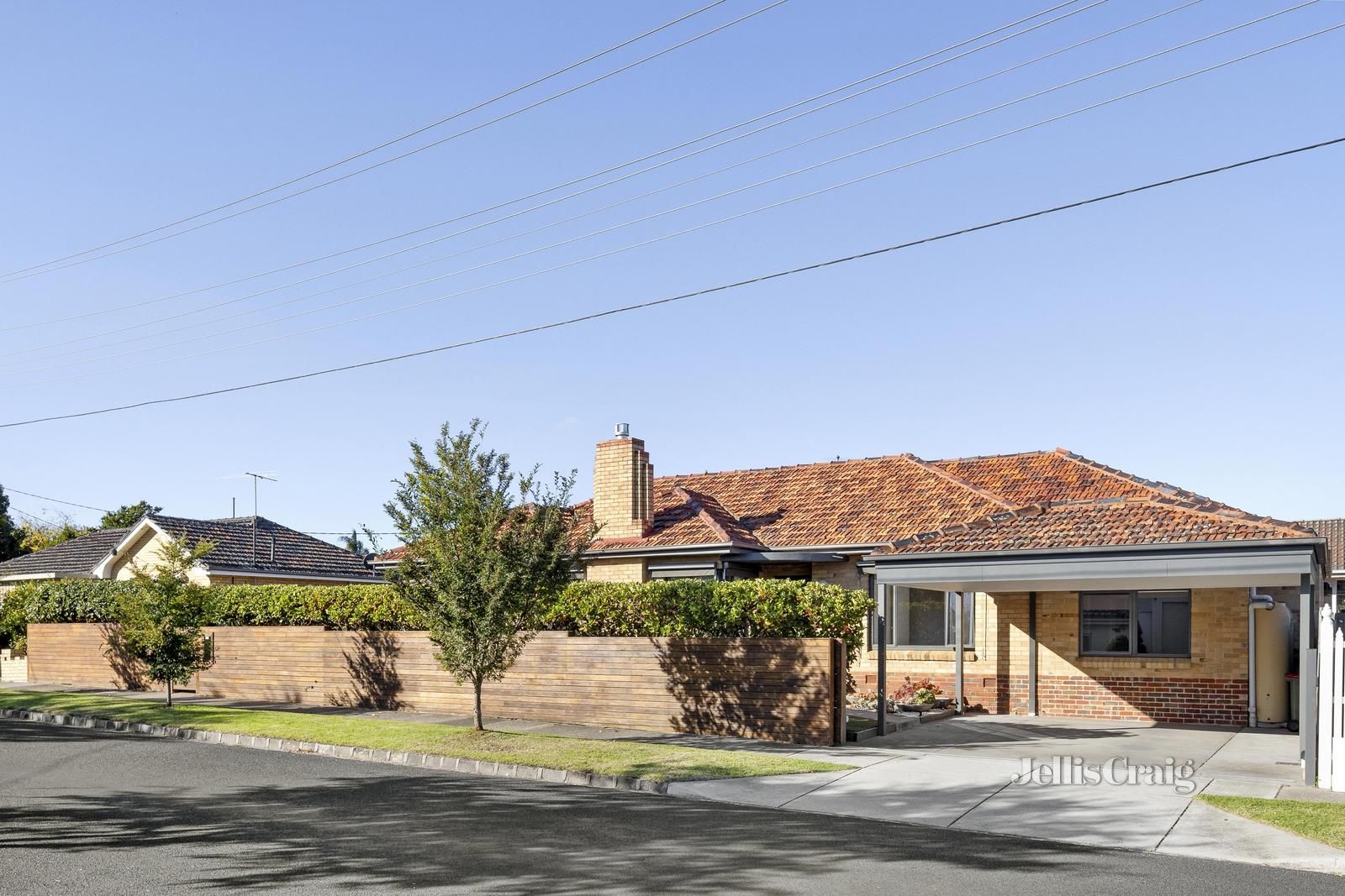 4 Warina Road, Carnegie VIC 3163, Image 1