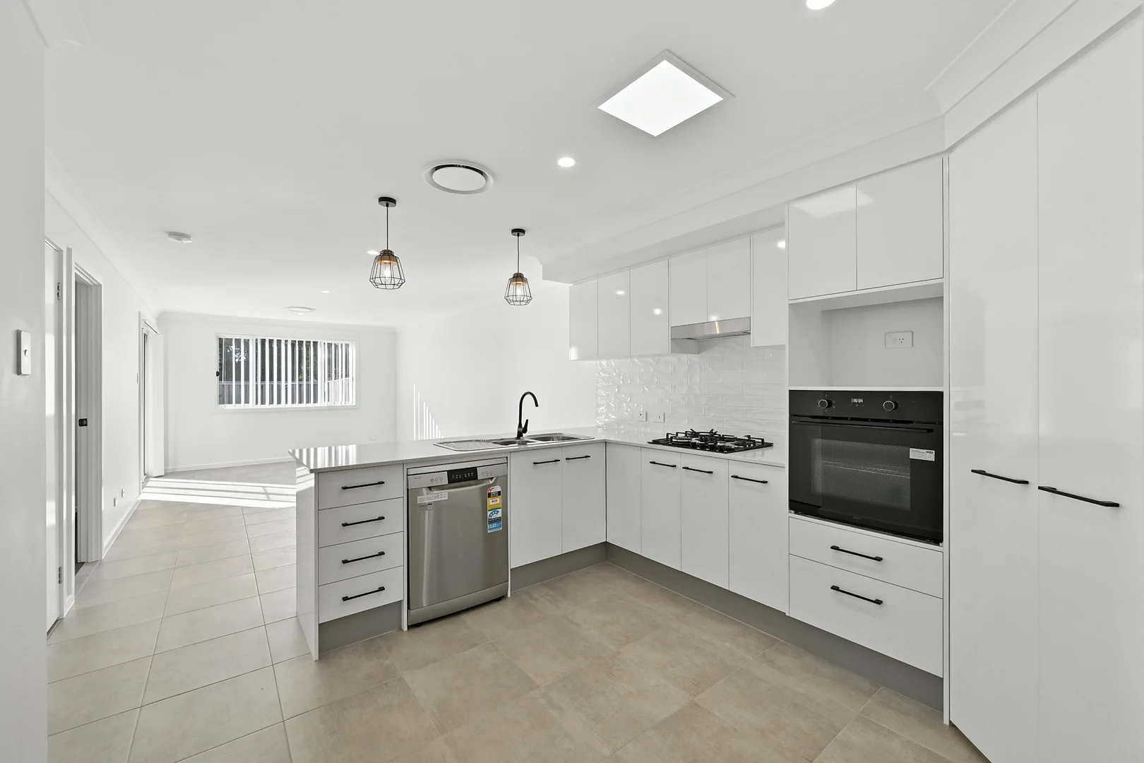 Additional image 2 of 3B Eskdale Grove, Thrumster NSW 2444