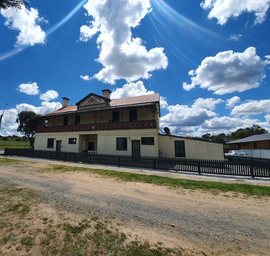 3 bedrooms Apartment / Unit / Flat in 4/2 TARALGA ROAD GOULBURN NSW, 2580