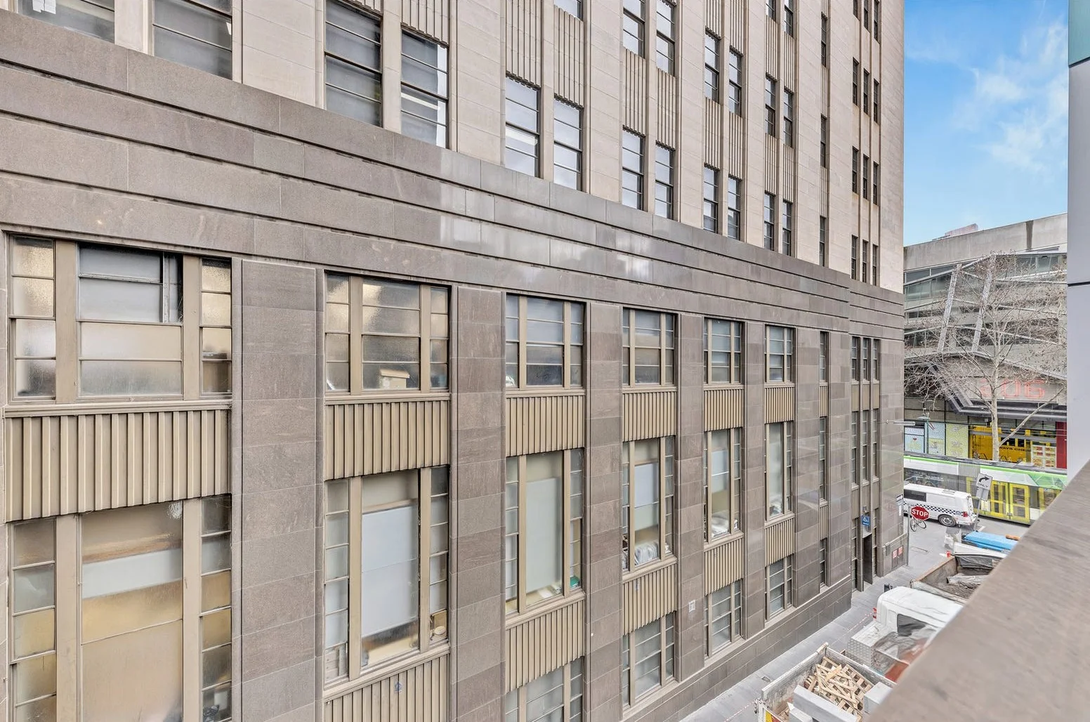 100/18 Russell Place, Melbourne VIC 3000 - Apartment For Rent | Domain