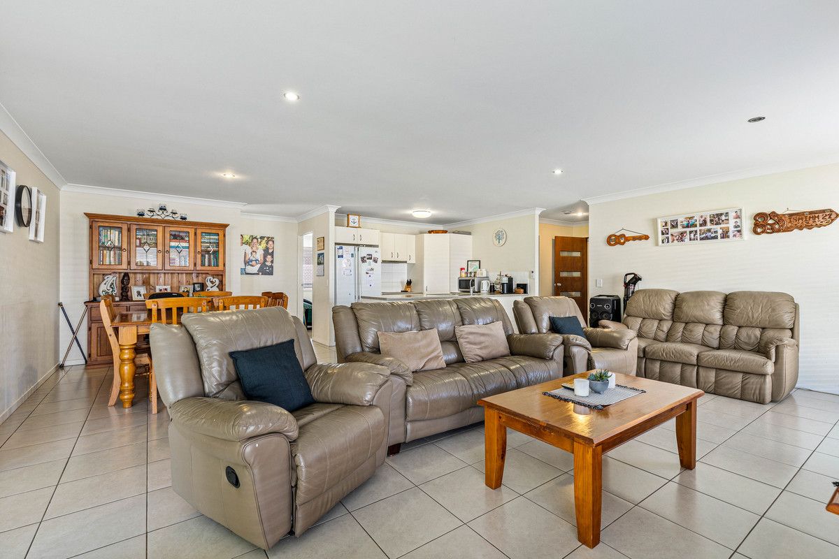 57 High Park Crescent, Little Mountain QLD 4551, Image 2