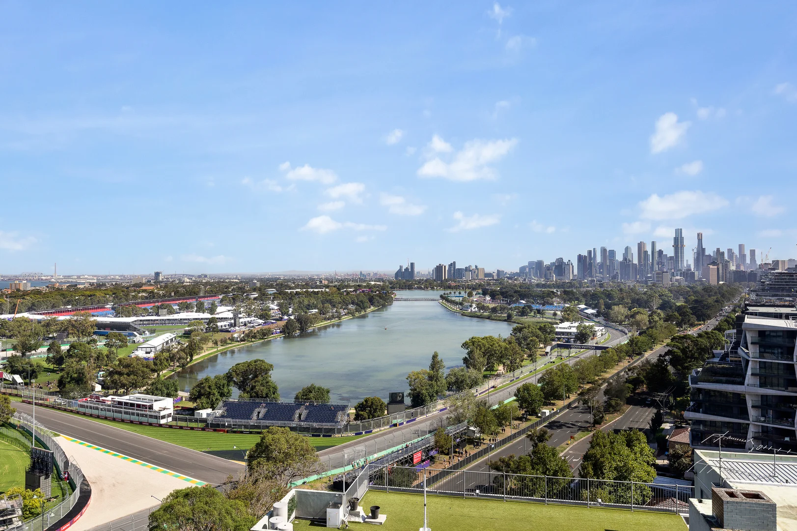 Additional image 10 of 606/82 Queens Road, Melbourne VIC 3004