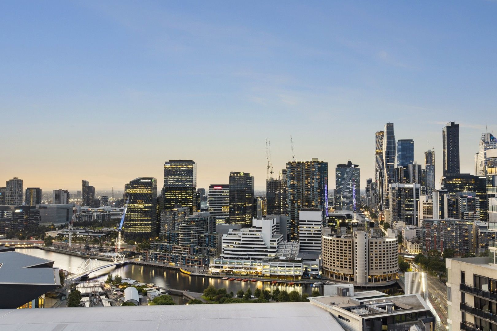 2 bedrooms Apartment / Unit / Flat in 2506/50 Haig Street SOUTHBANK VIC, 3006