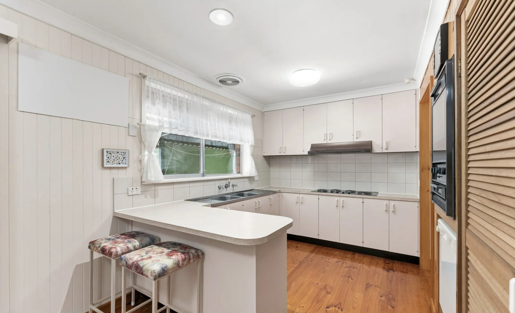 Additional image 3 of 13a Elstree Court, Kealba VIC 3021