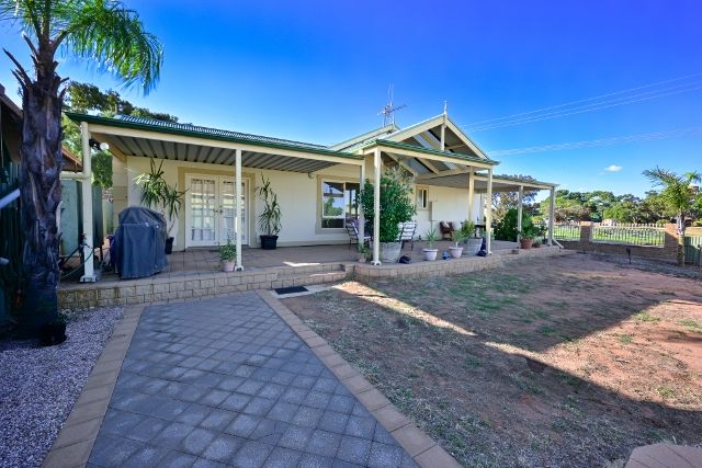 2 Warrenback Rd, Port Augusta West SA 5700, Image 1