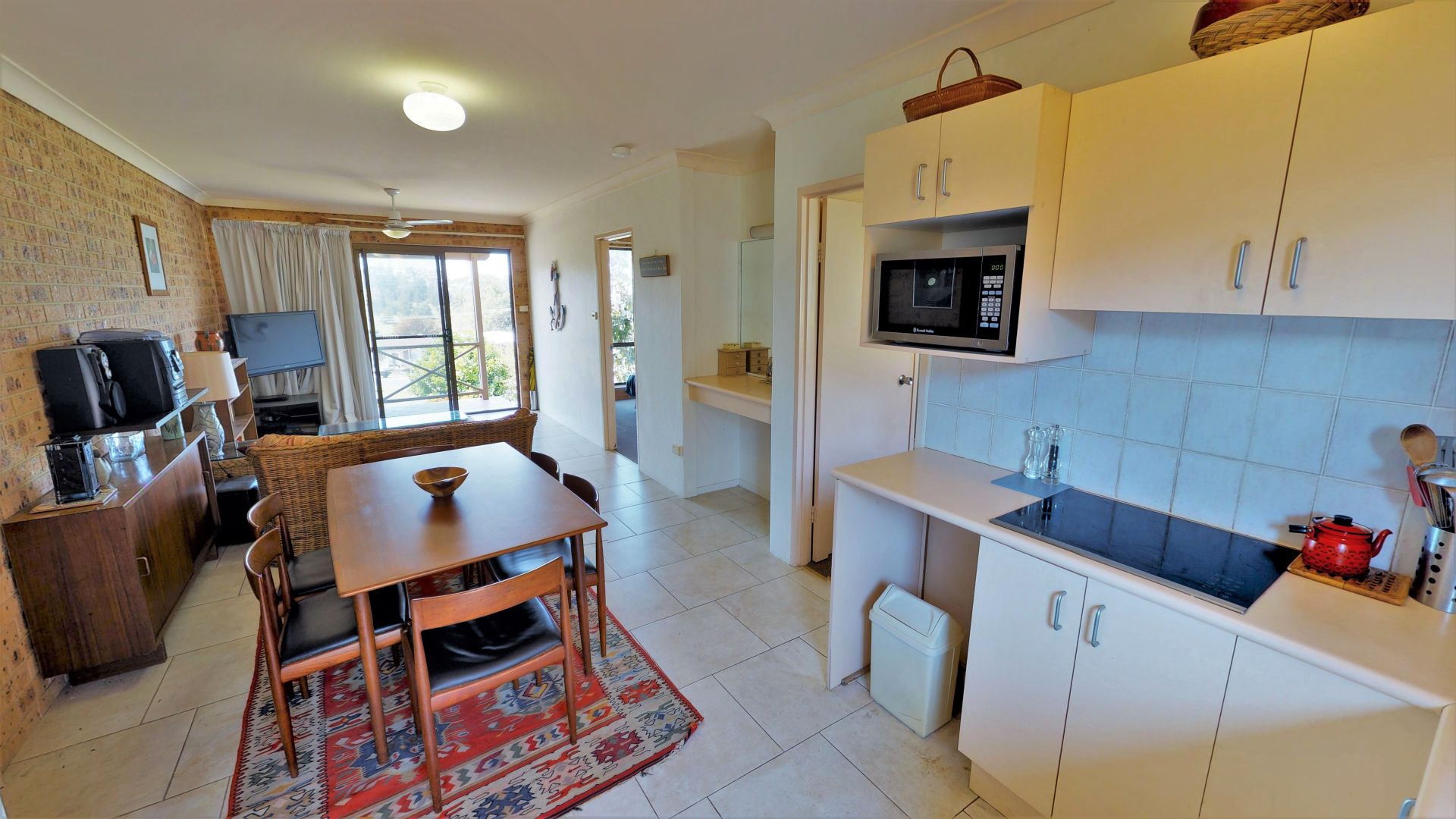 64 Seaview Street, Mollymook NSW 2539, Image 2