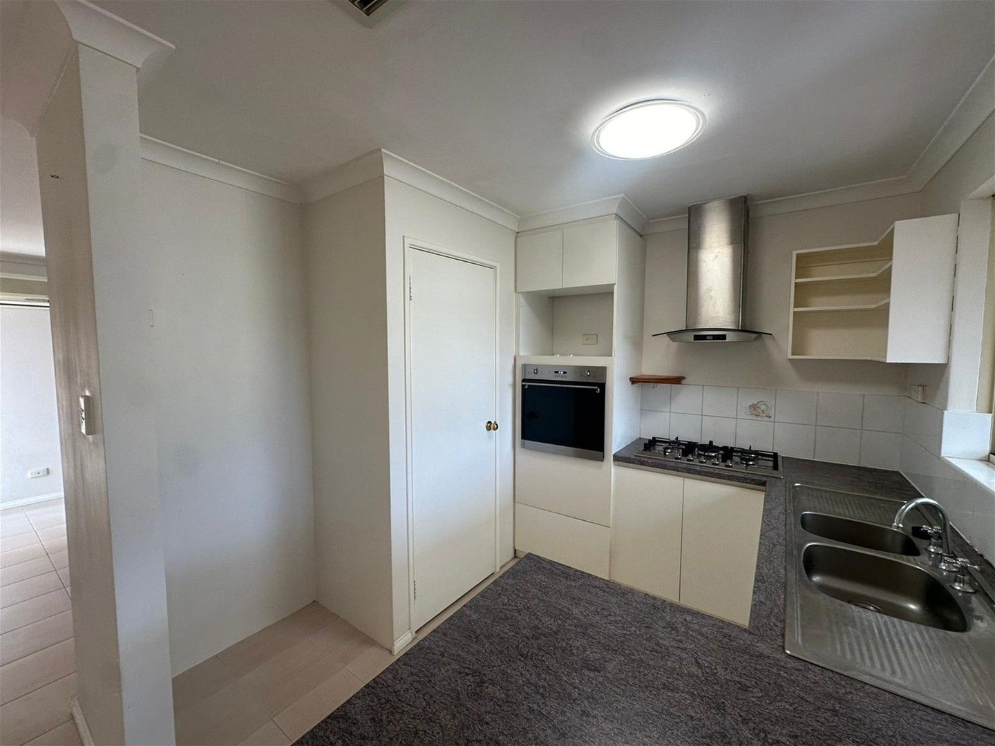 3 bedrooms House in 2/5 Fletcher St YOKINE WA, 6060
