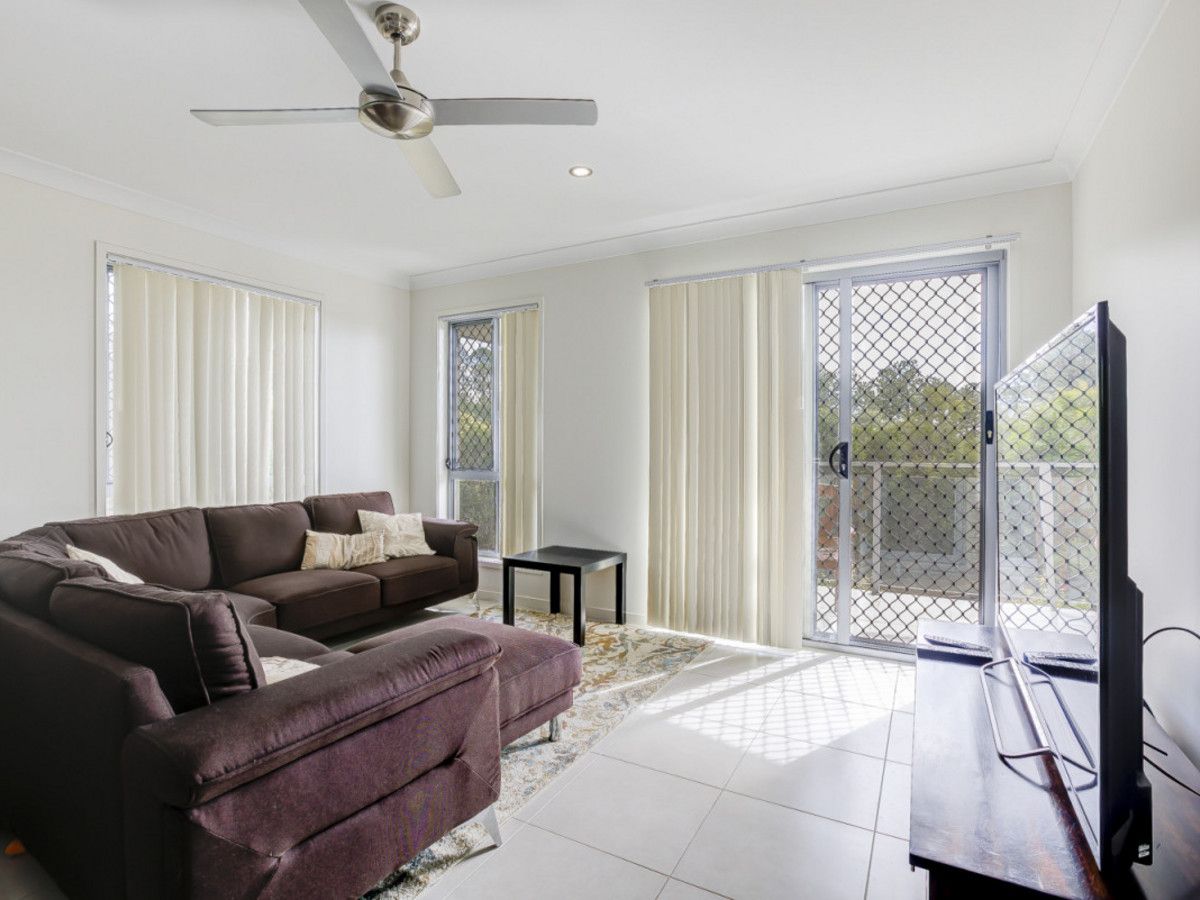 2/10 Bushland Place, Maudsland QLD 4210, Image 2