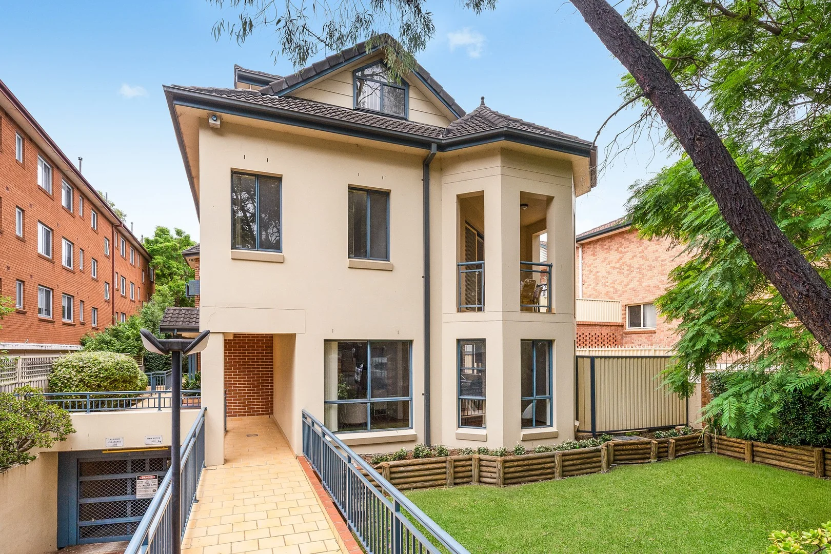 1/55-57 Chandos Street, Ashfield NSW 2131