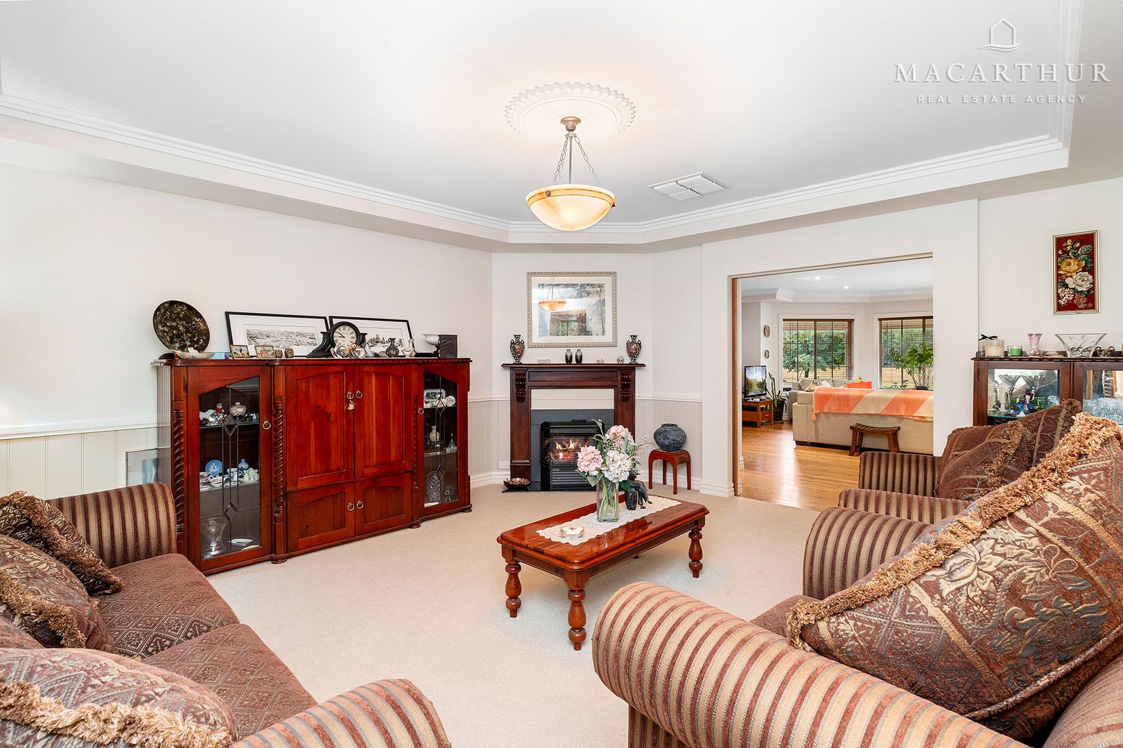 43 Alfred Street, Oura NSW 2650, Image 2