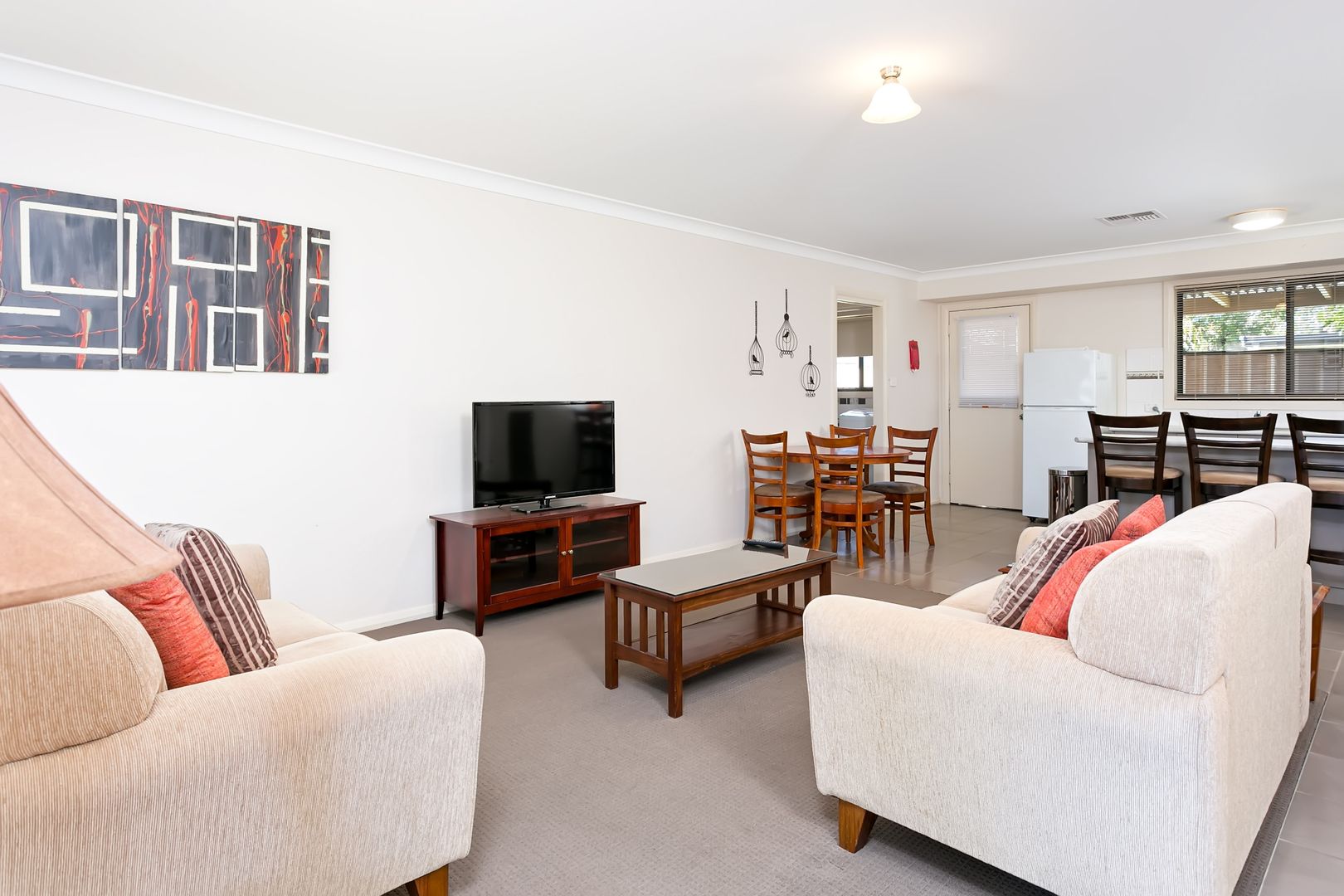 7/2-4 Macquarie Street, Mount Austin NSW 2650, Image 2