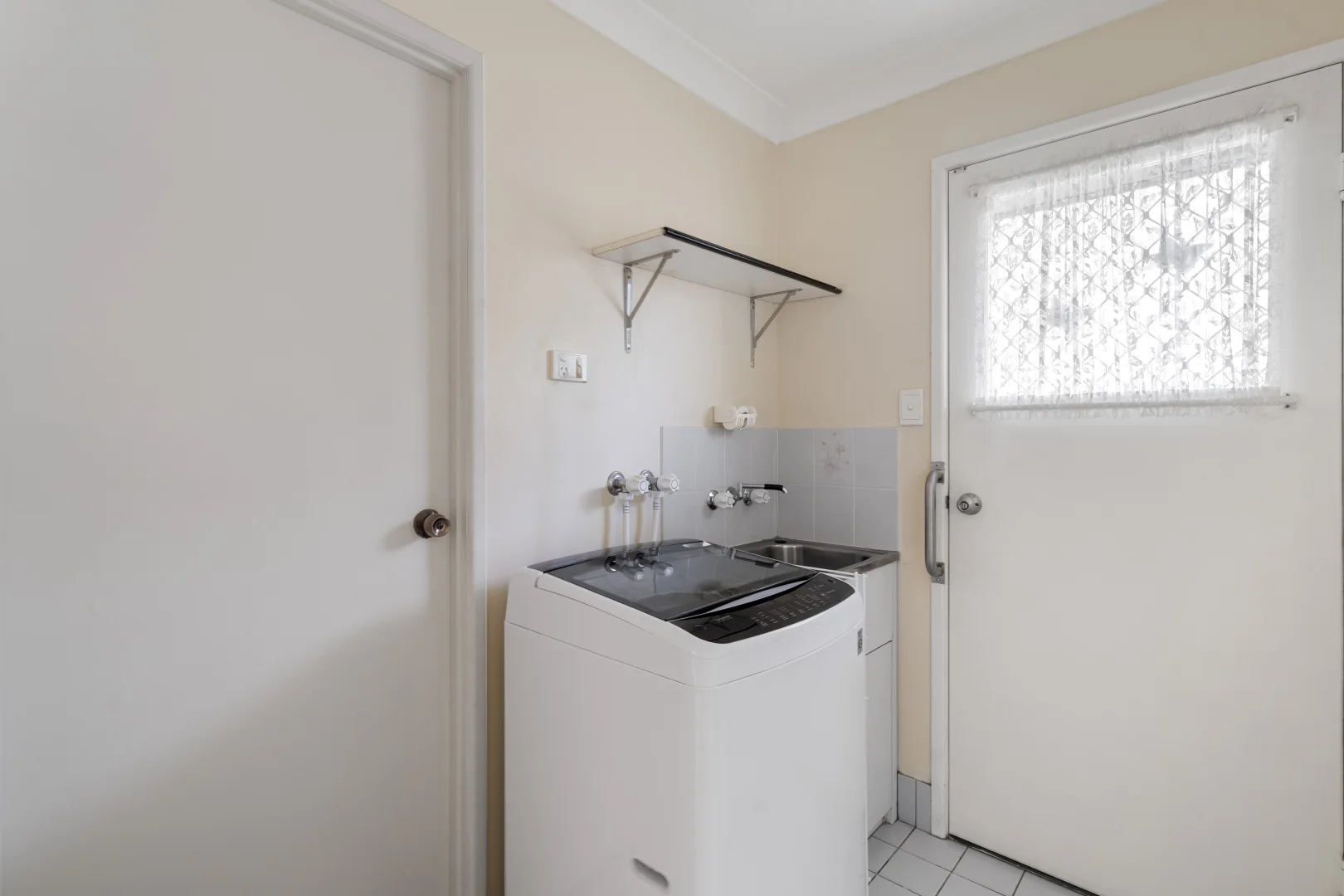 Additional image 11 of 4/339-347 Brisbane Street, Beaudesert QLD 4285