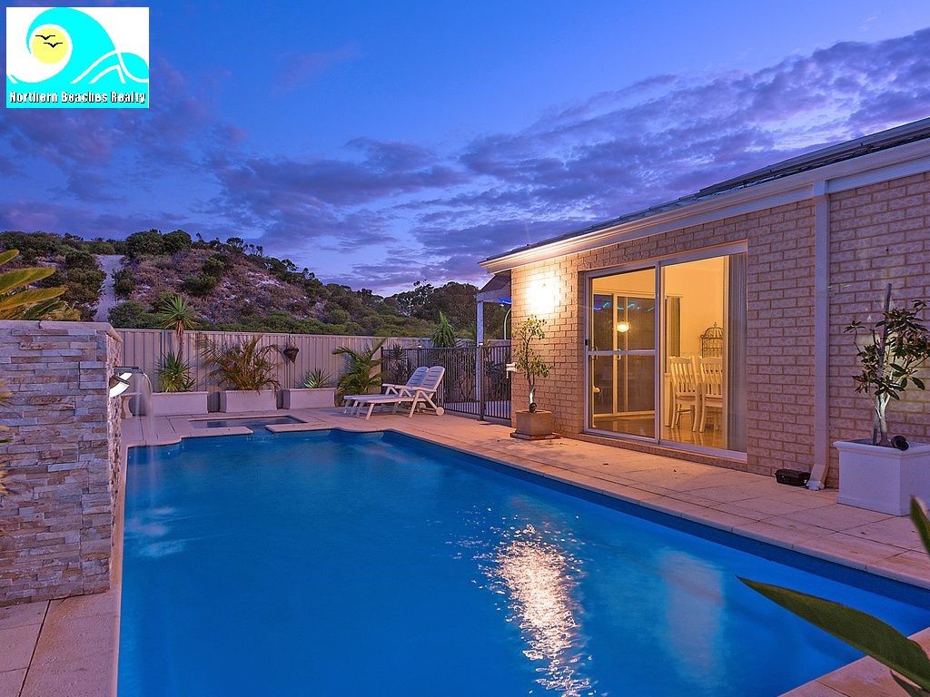 4 bedrooms House in 15 Sweep Ridge YANCHEP WA, 6035