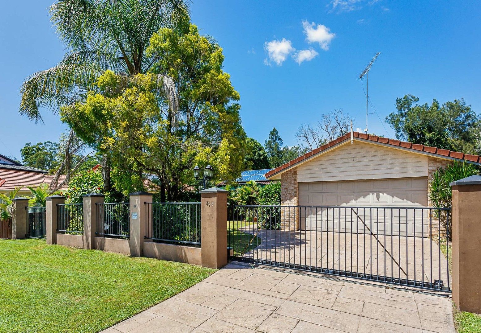 30 Burke Crescent, Mudgeeraba QLD 4213, Image 0