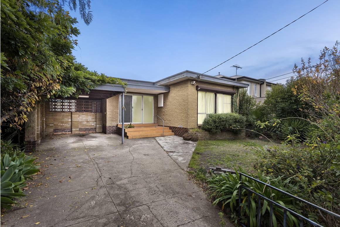 Picture of 6 Medfield Avenue, AVONDALE HEIGHTS VIC 3034