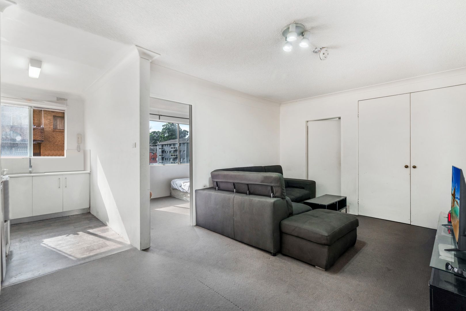 2/31-33 Nagle Street, Liverpool NSW 2170, Image 1