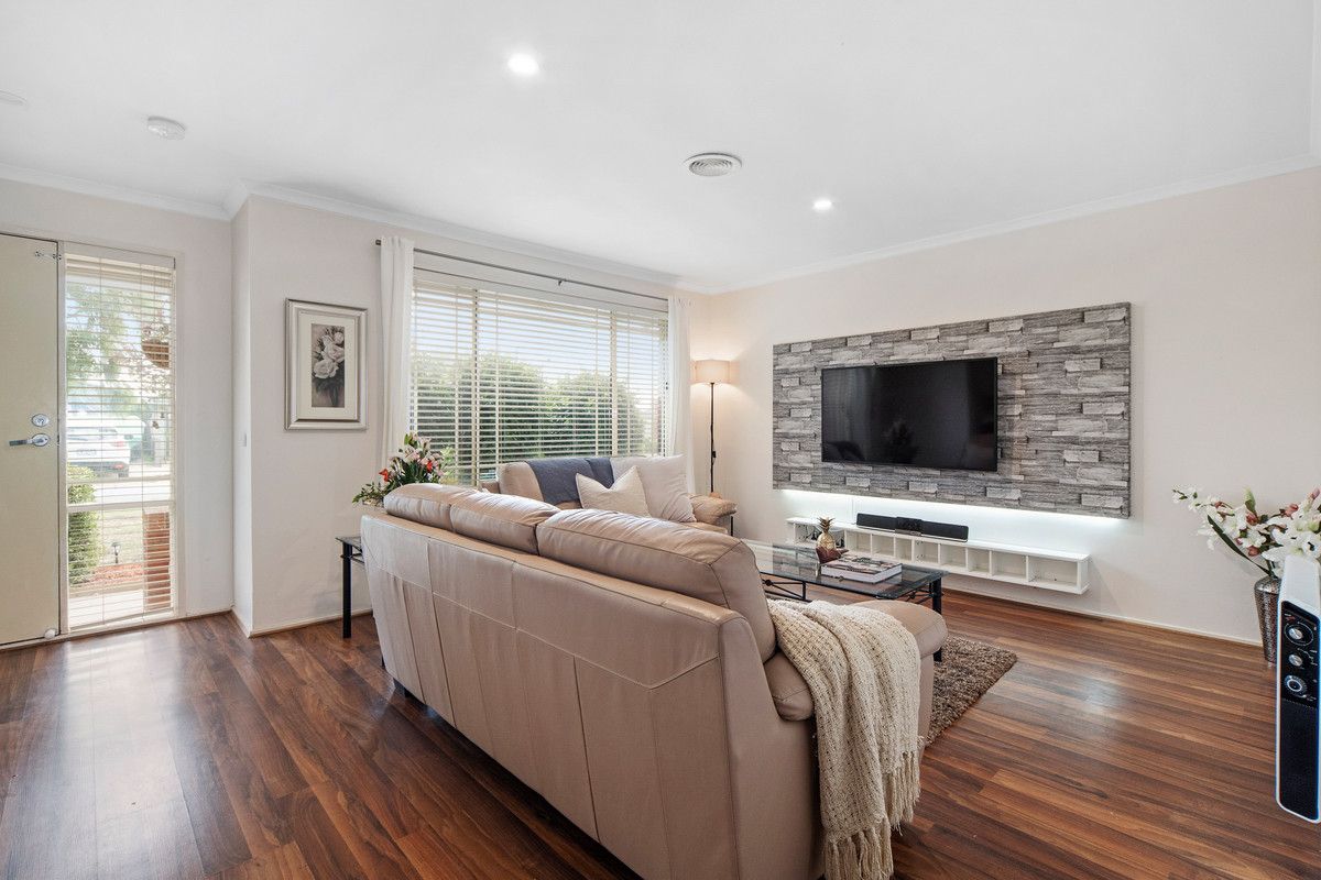 22 Kinlora Drive, Somerville VIC 3912, Image 2