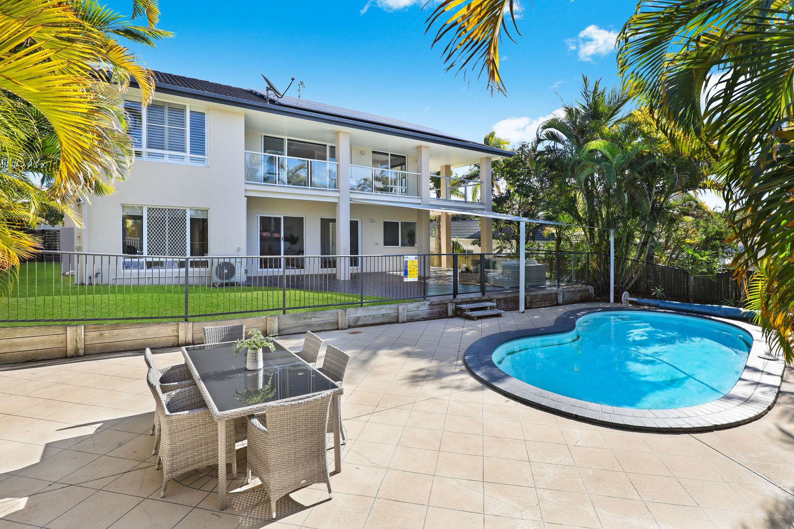 7 Atlantis Parade, Alexandra Headland QLD 4572