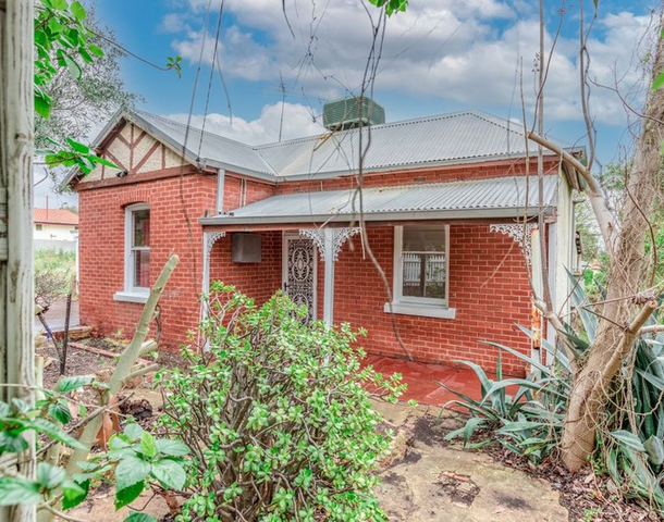 32 William Street, Armadale WA 6112