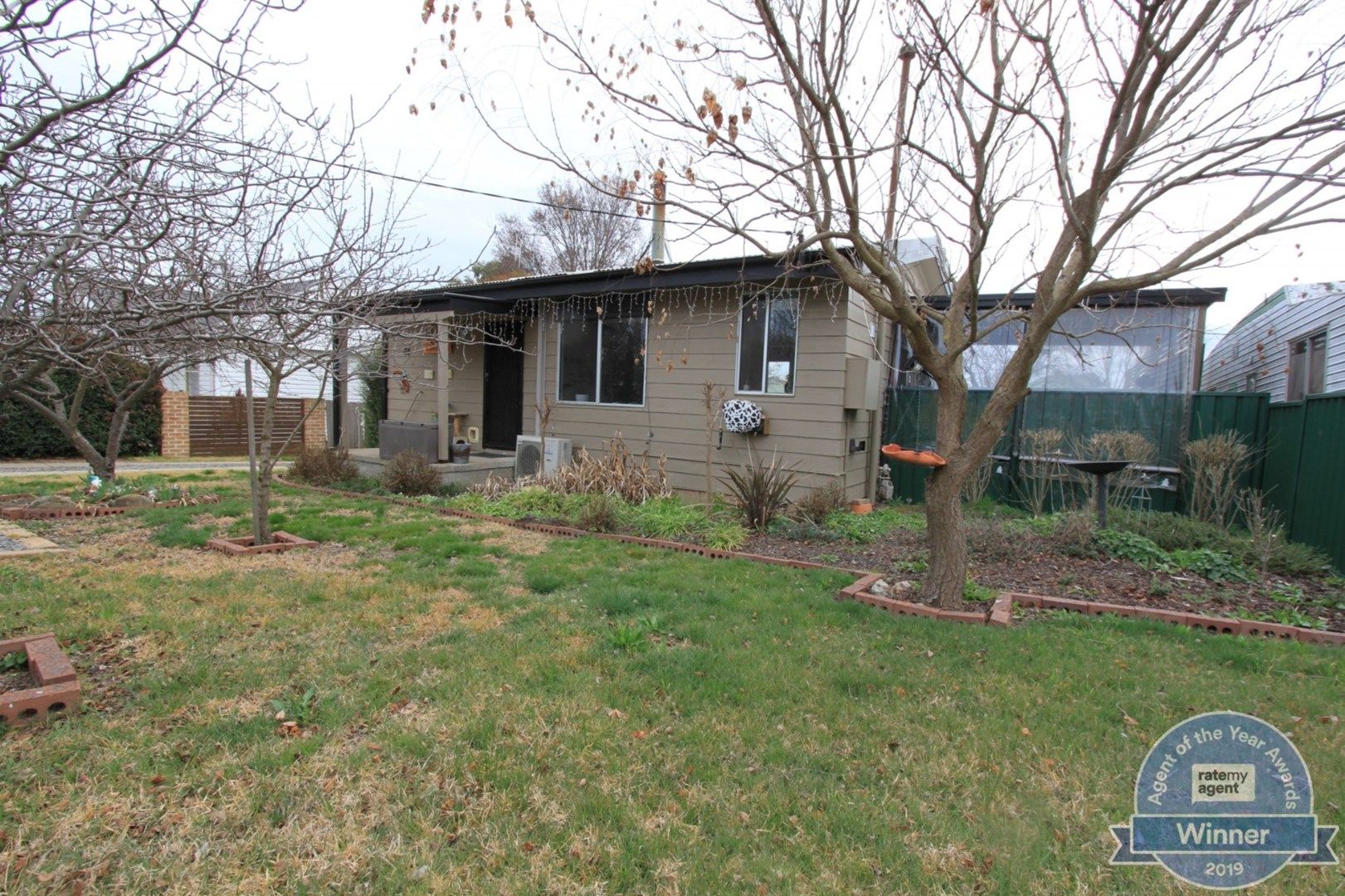 2 bedrooms House in 44 Castor Street YASS NSW, 2582