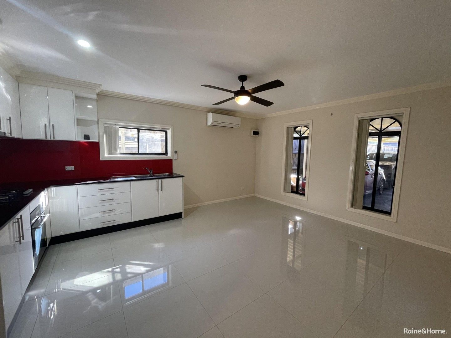 2 bedrooms Apartment / Unit / Flat in 135a Diamond Hill Circuit EDMONDSON PARK NSW, 2174