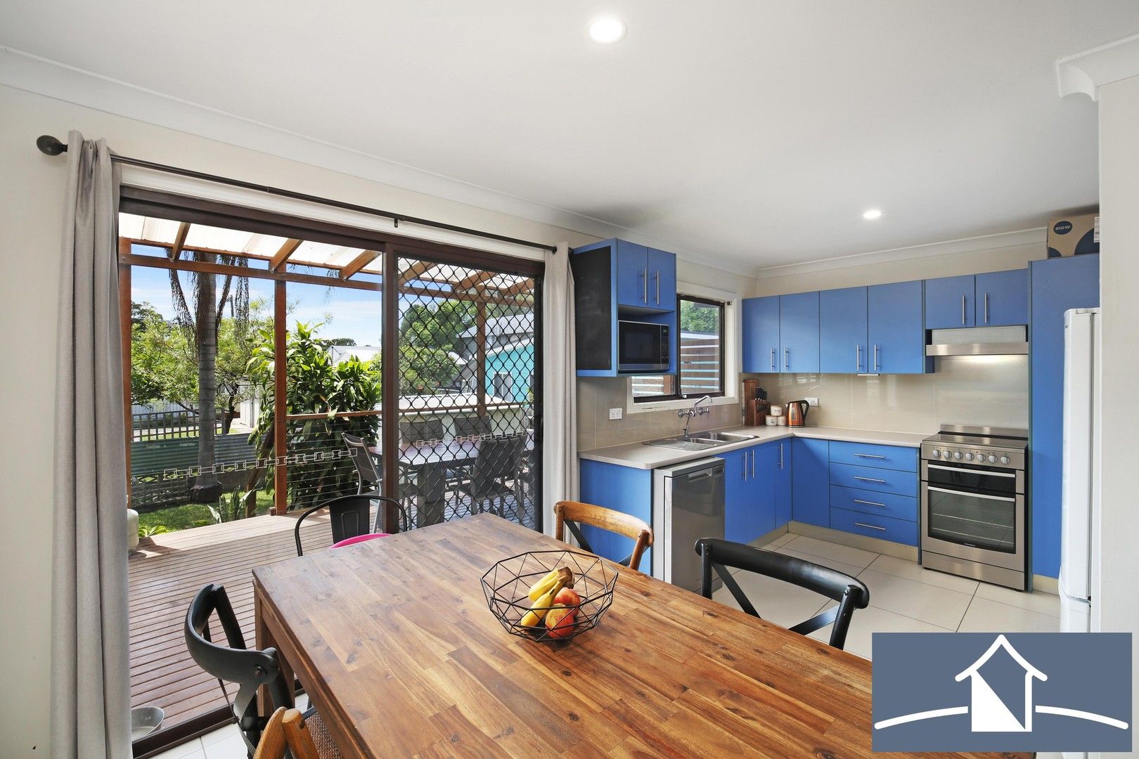 25 Scenic Drive, Budgewoi NSW 2262, Image 2