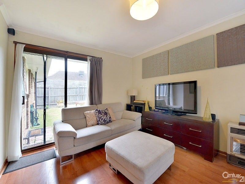 2/6 Parsons Street, Clayton South VIC 3169, Image 1