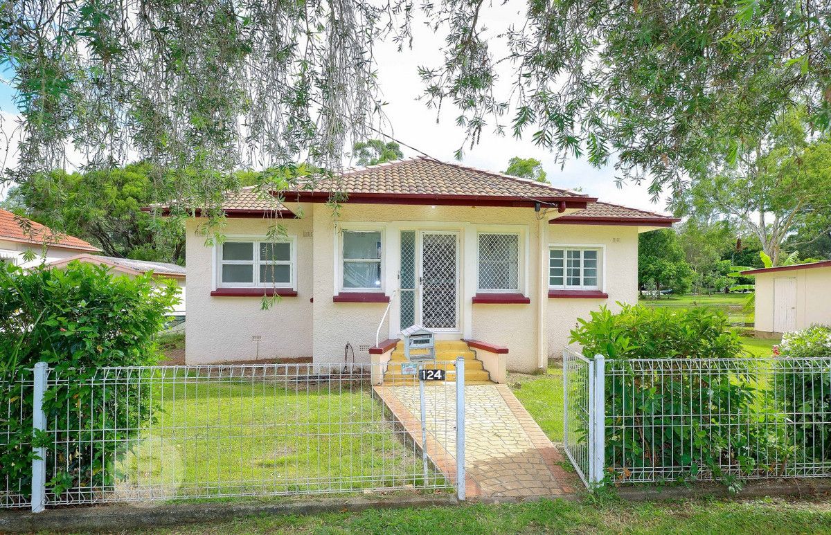 3 bedrooms House in 124 Goodwin Terrace MOOROOKA QLD, 4105