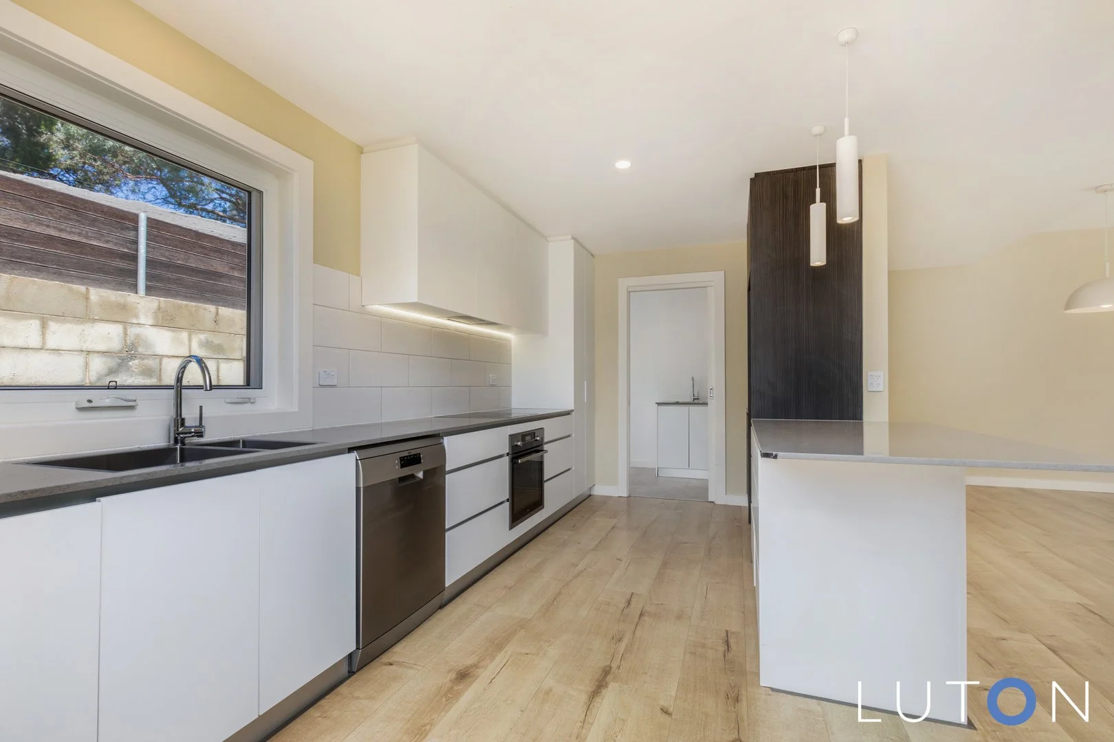 Additional image 8 of 2/215 La Perouse Street, Red Hill ACT 2603