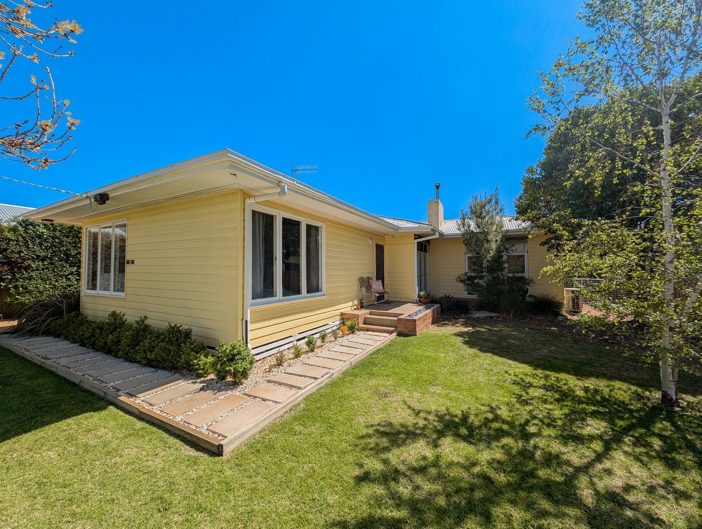 3 bedrooms House in 2 McColl Street KERANG VIC, 3579