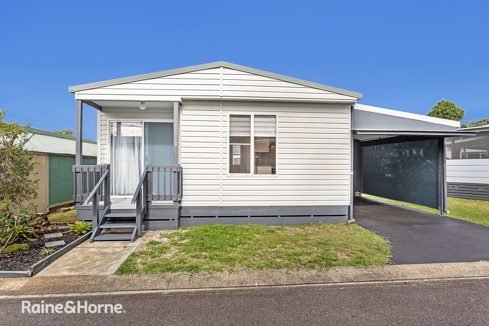 1/554 Gan Gan Road, One Mile NSW 2316, Image 1