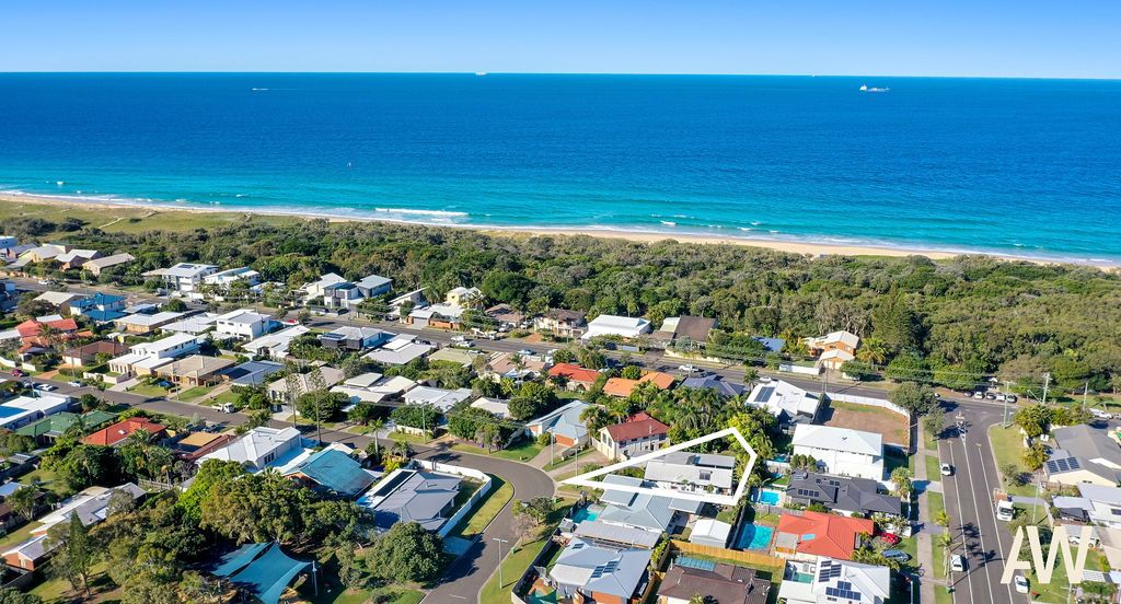 3 bedrooms House in 23 Karumba  Street WARANA QLD, 4575