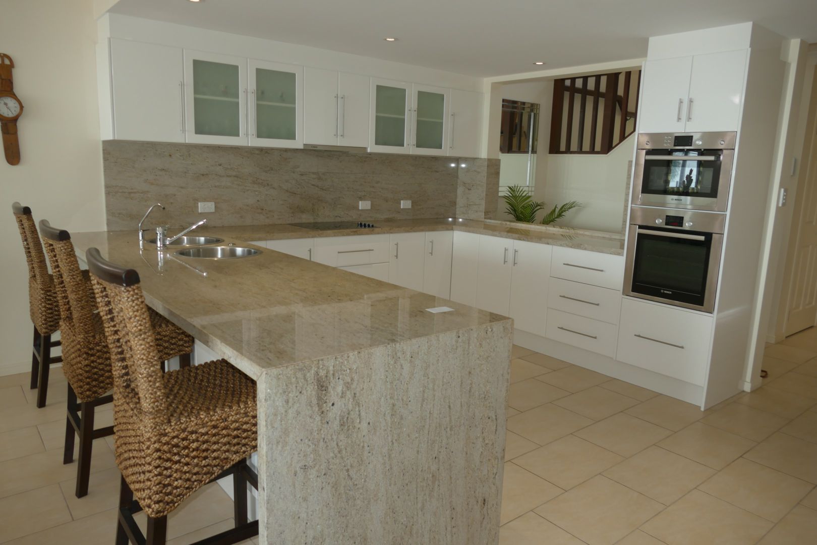 4/2931 KEITH WILLIAMS Drive, Cardwell QLD 4849 Apartment For Rent