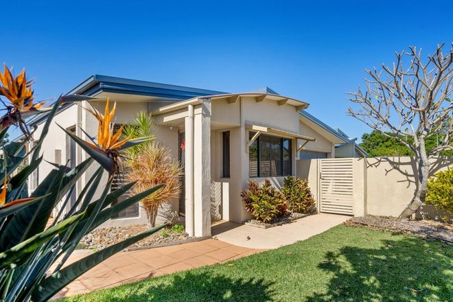 Picture of 1/24 Daintree Drive, LENNOX HEAD NSW 2478