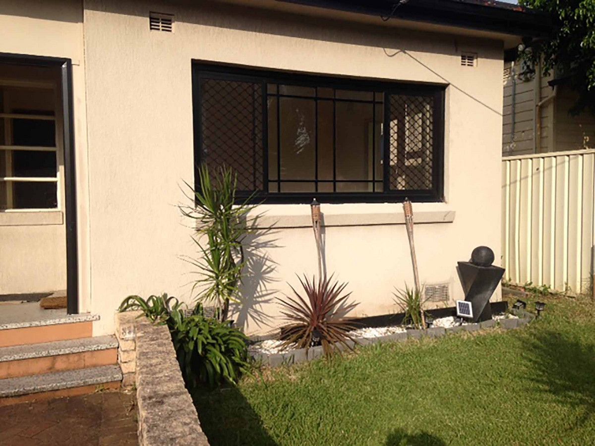 2 bedrooms House in  BEXLEY NSW, 2207