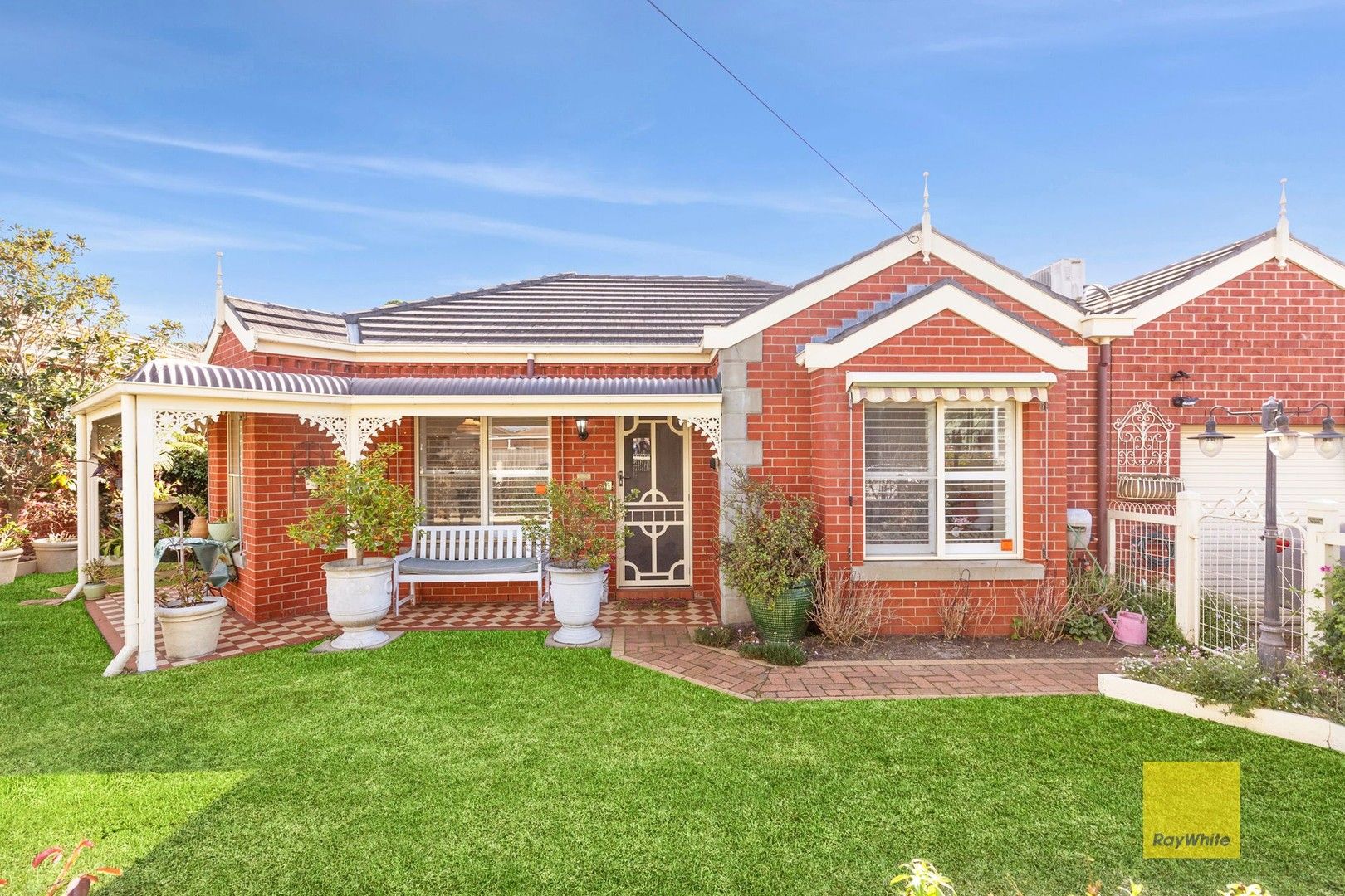 2 bedrooms Townhouse in 2/100 Mt Pleasant Road BELMONT VIC, 3216