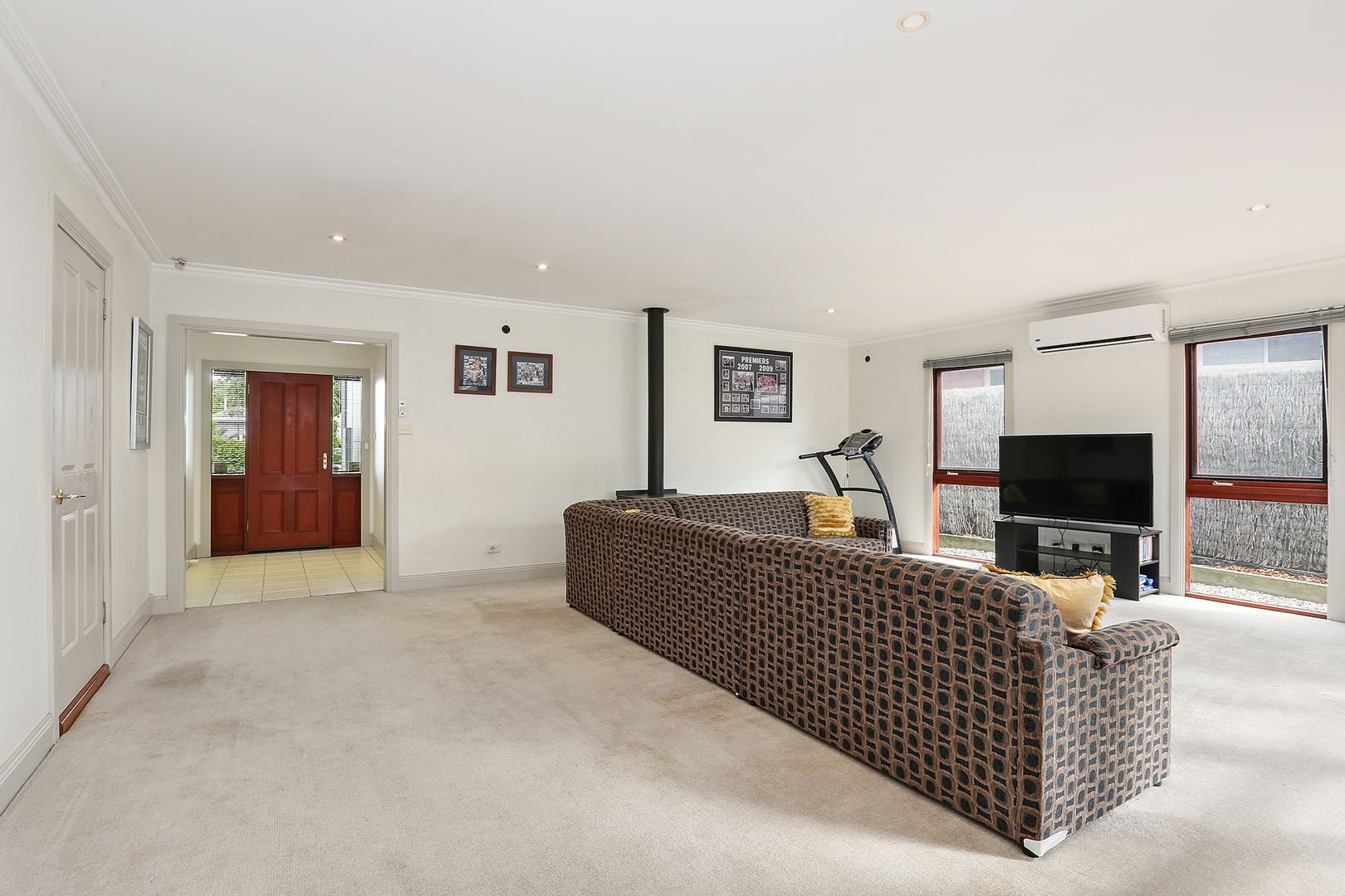 12-14 Seabeach Parade, North Shore VIC 3214, Image 2