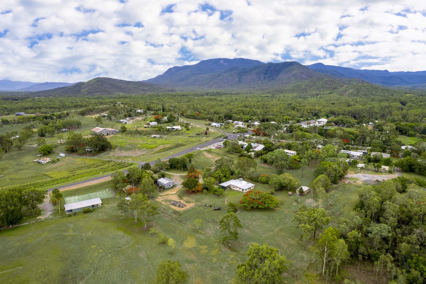 41-45 Main Street, Mount Molloy QLD 4871