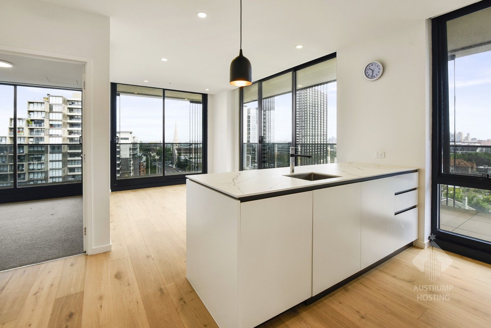 2 bedrooms Apartment / Unit / Flat in 801/25-29 Alma Road ST KILDA VIC, 3182