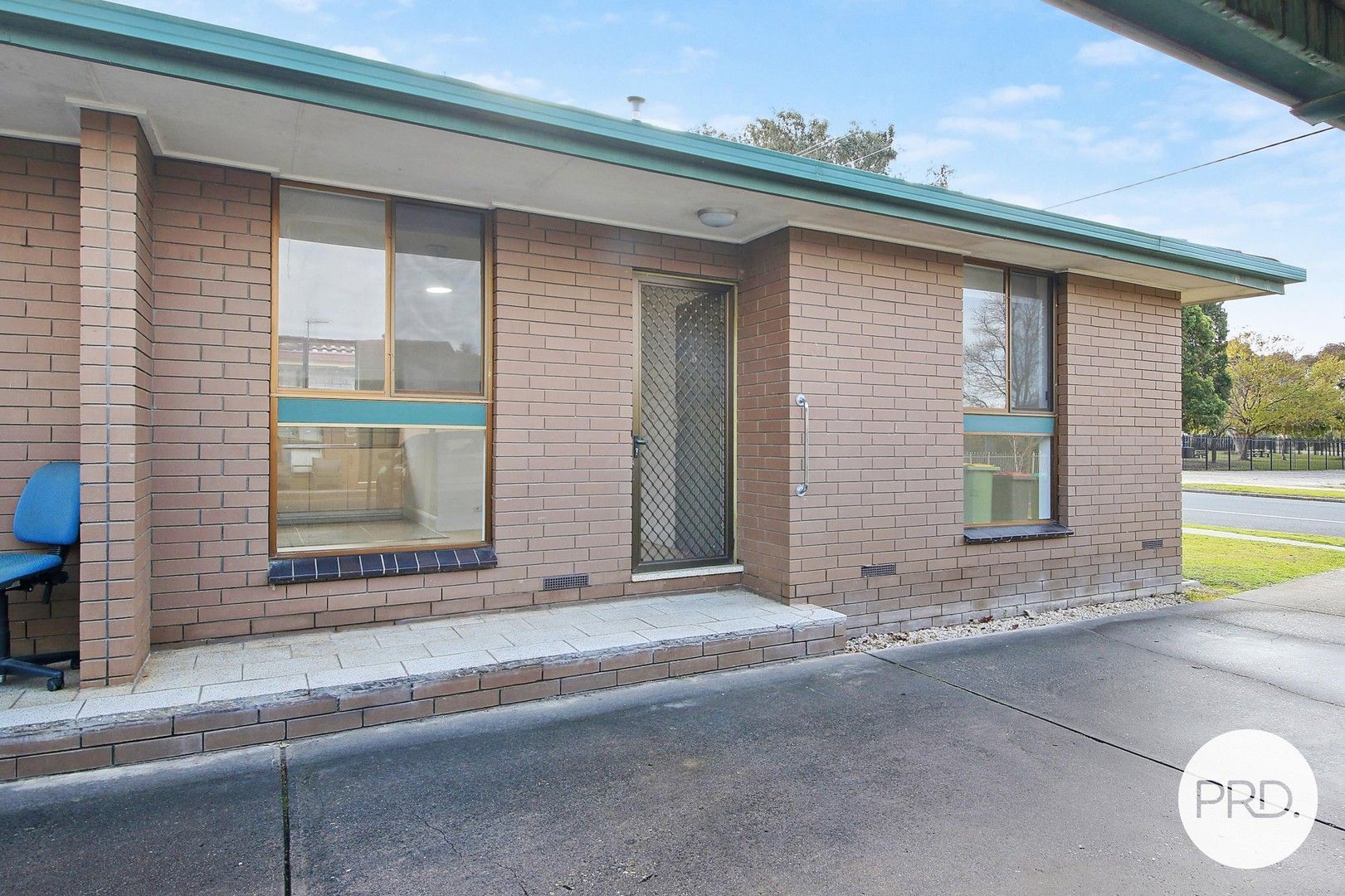 8/309-311 Moore Street, Lavington NSW 2641, Image 0