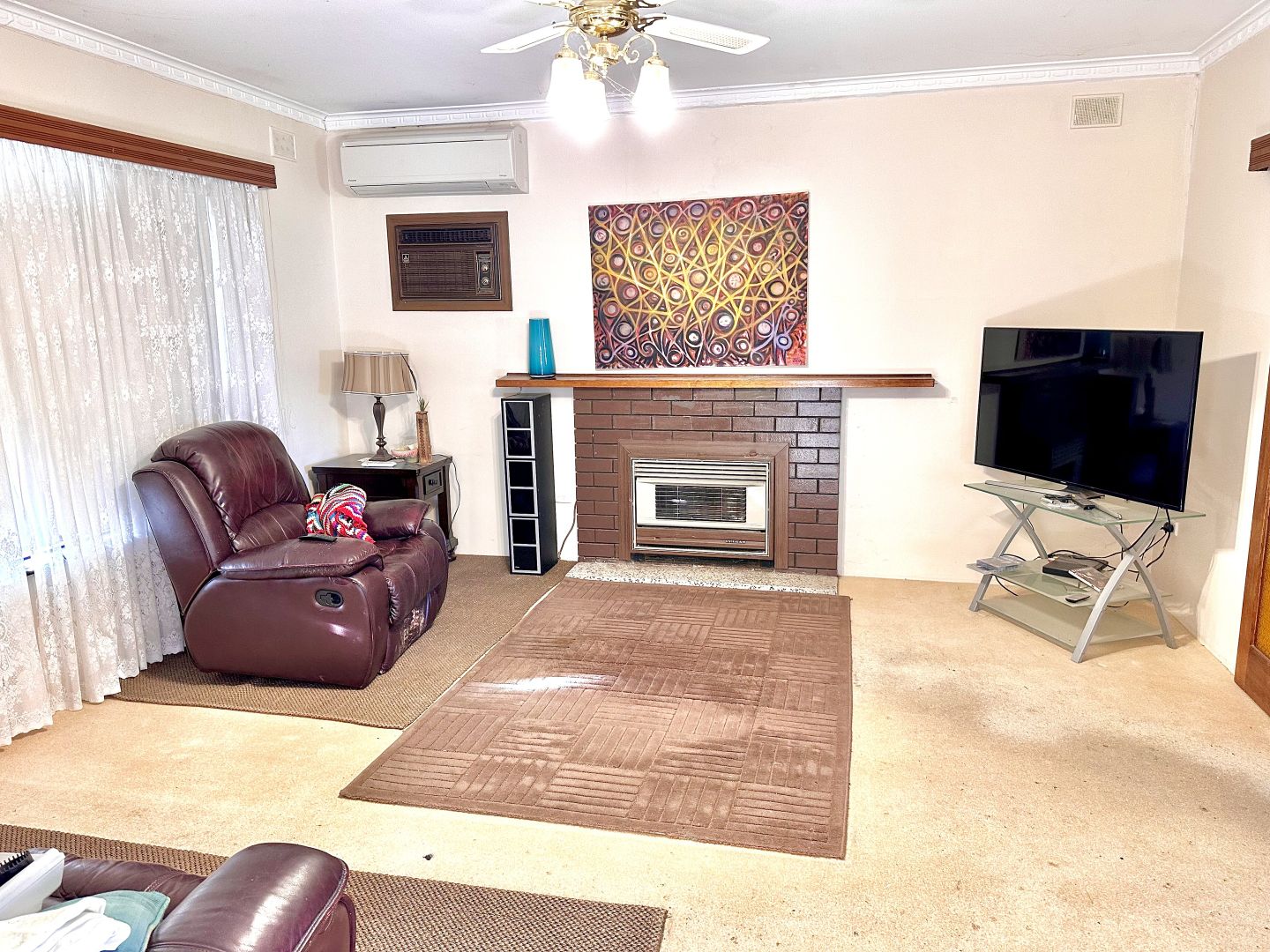 8 Cannawigara Road, Bordertown SA 5268, Image 1