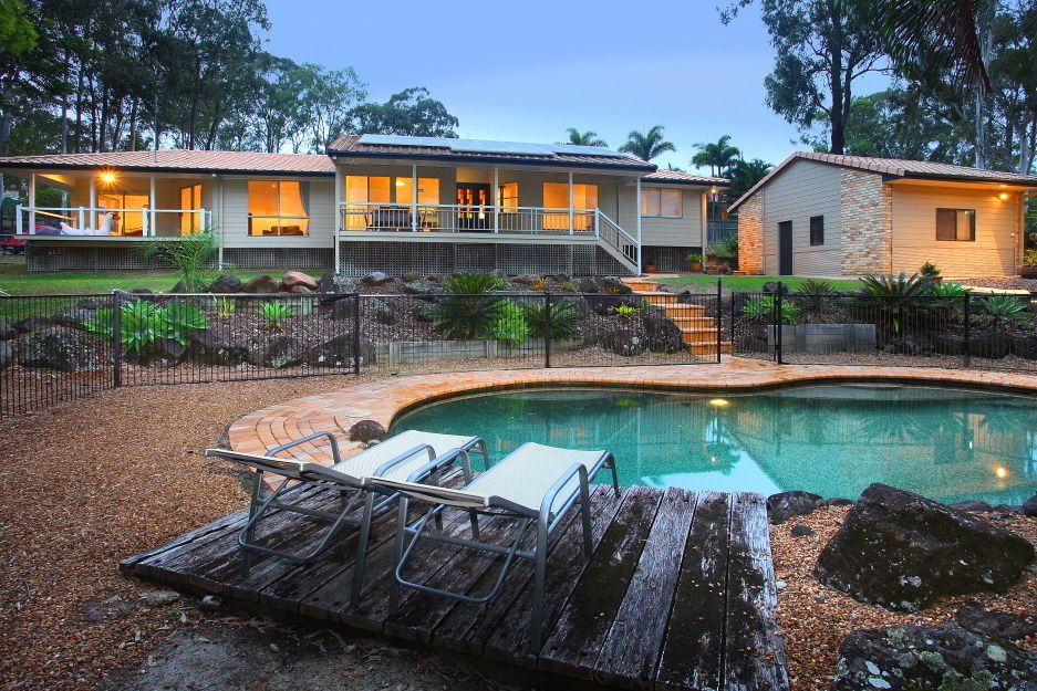 68 Riverdowns Crescent, Helensvale Property History & Address Research Domain