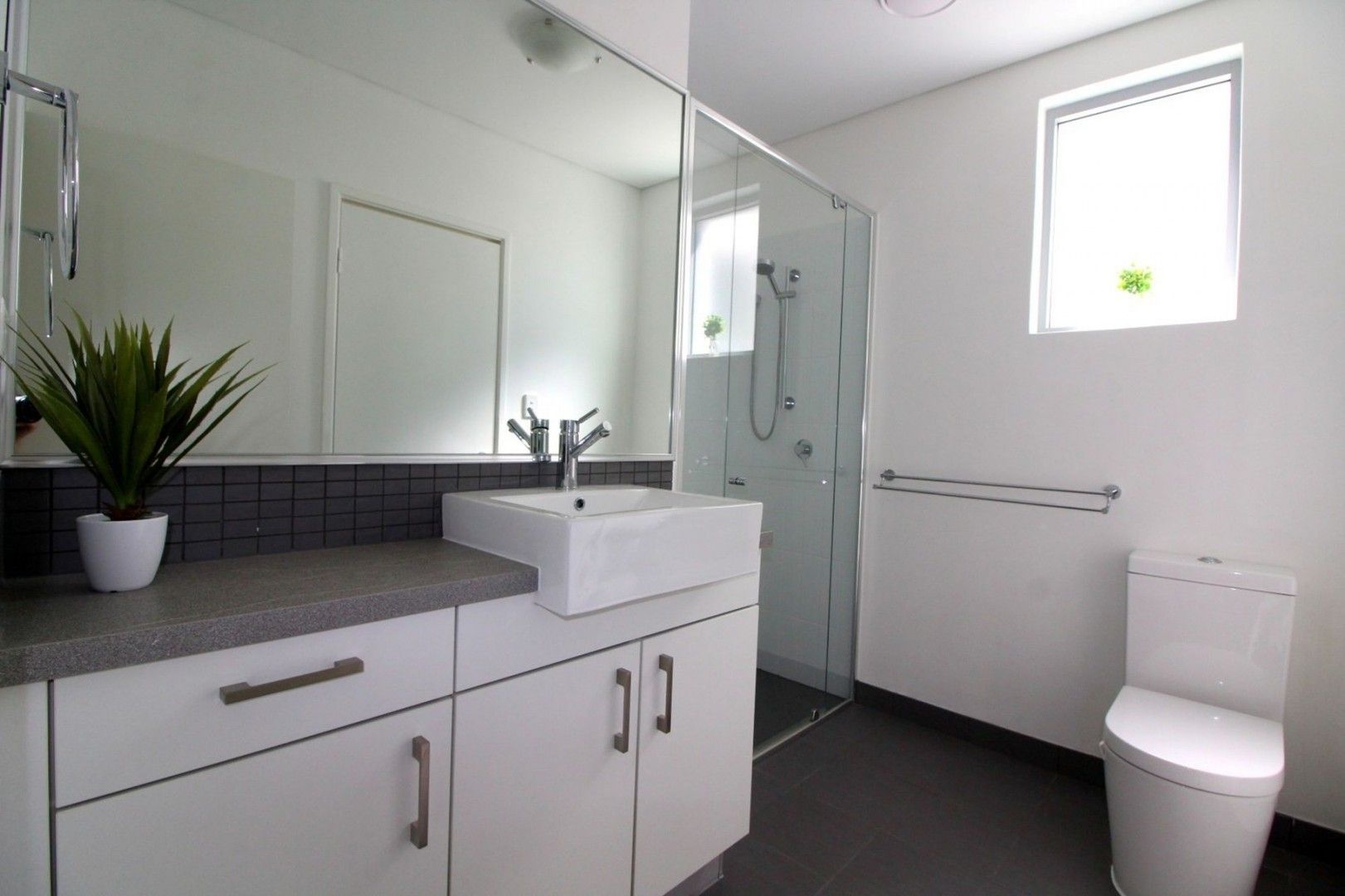 2 bedrooms Apartment / Unit / Flat in 20/30 Lambeth Circle WELLARD WA, 6170