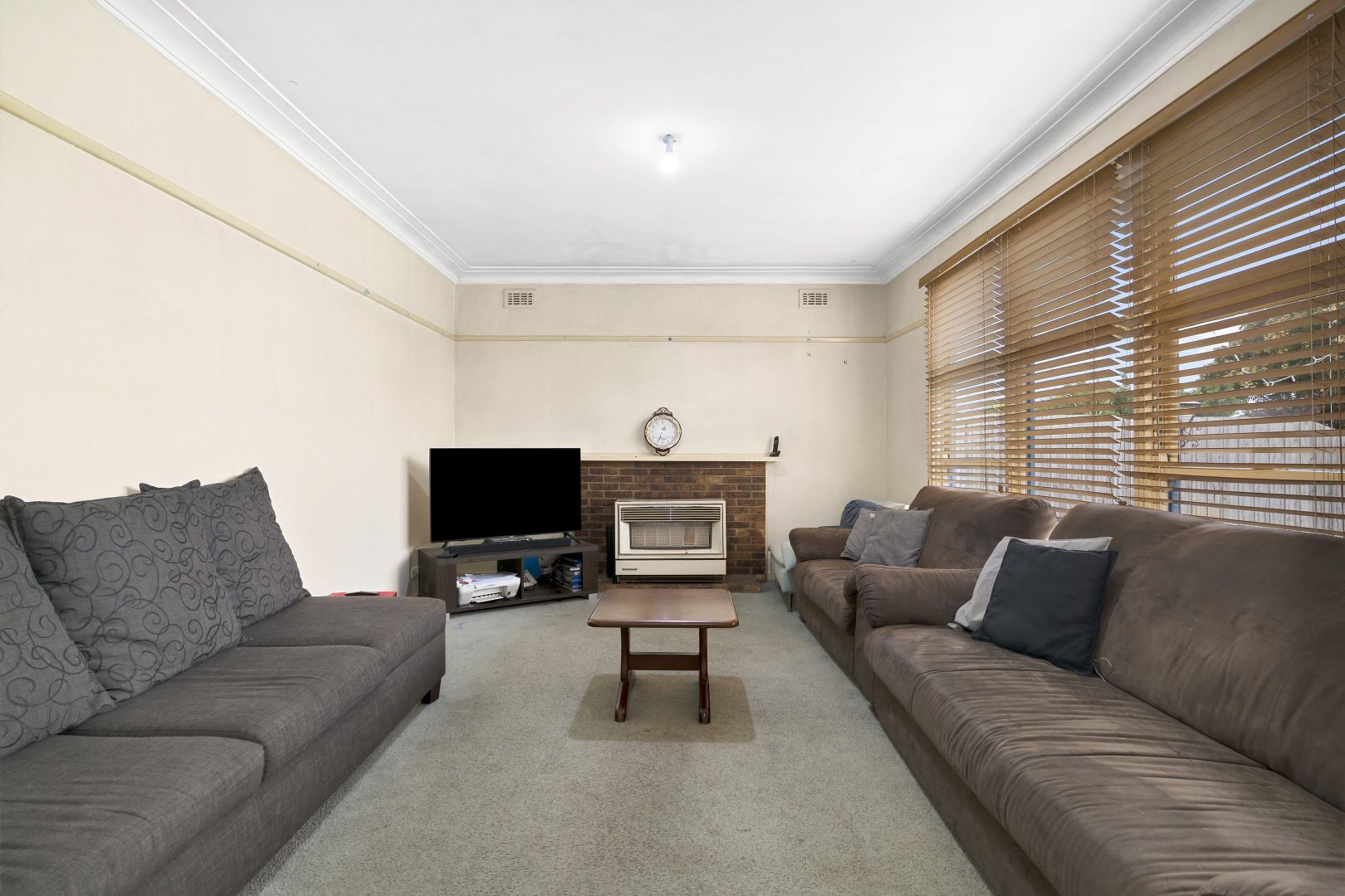 35 Harlington Street, Clayton VIC 3168, Image 2