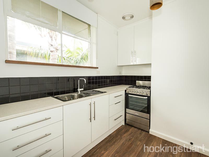 1 bedrooms Apartment / Unit / Flat in 24/82 Westbury Street ST KILDA EAST VIC, 3183