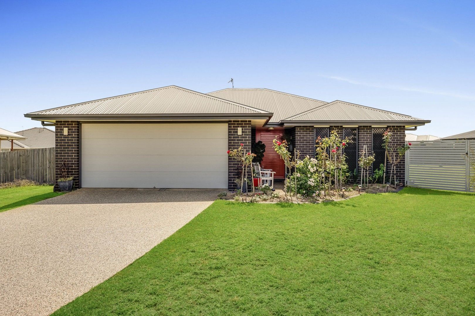 4 bedrooms House in 8 Corack Avenue CAMBOOYA QLD, 4358