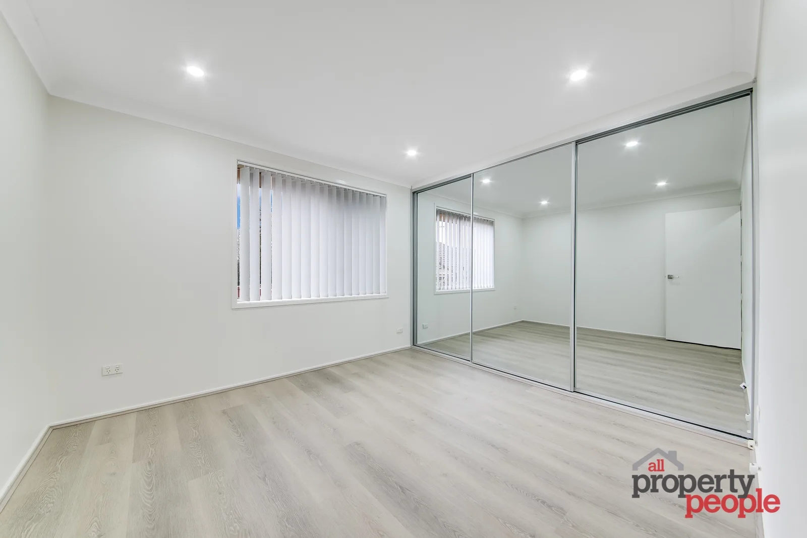 Additional image 4 of 8/8 Bensley Road, Macquarie Fields NSW 2564