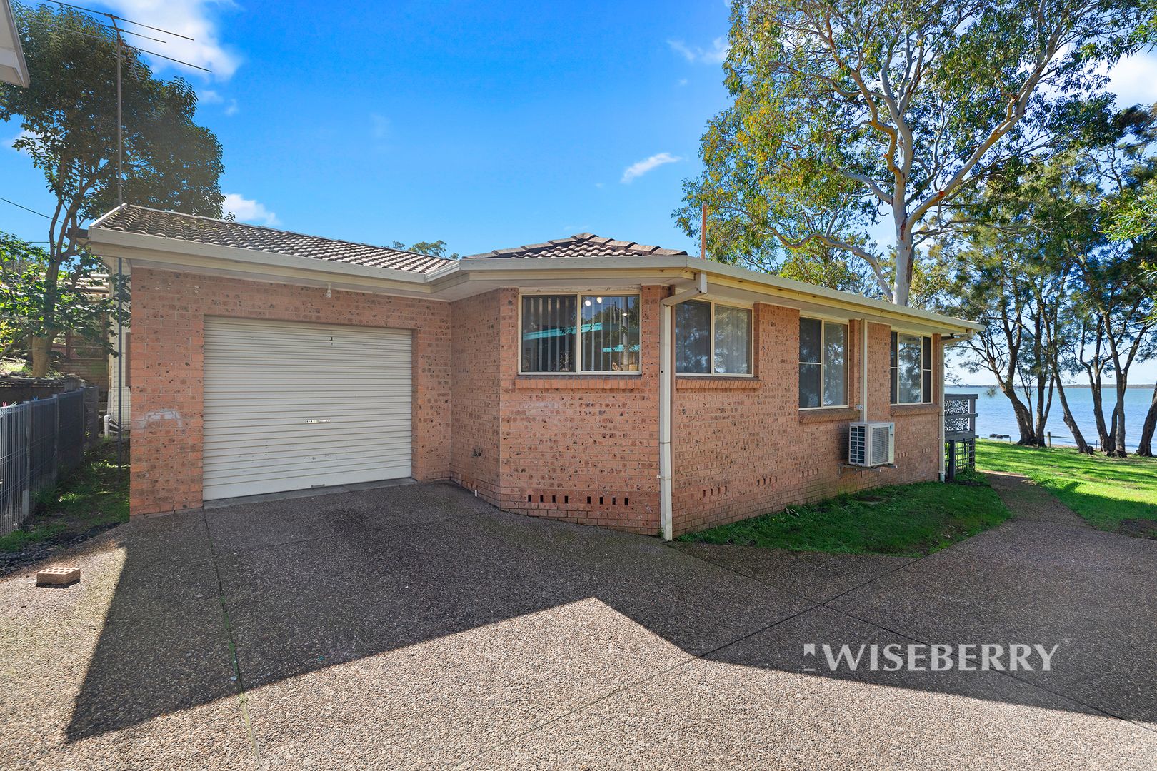 61 Malvina Parade, Lake Haven NSW 2263, Image 1