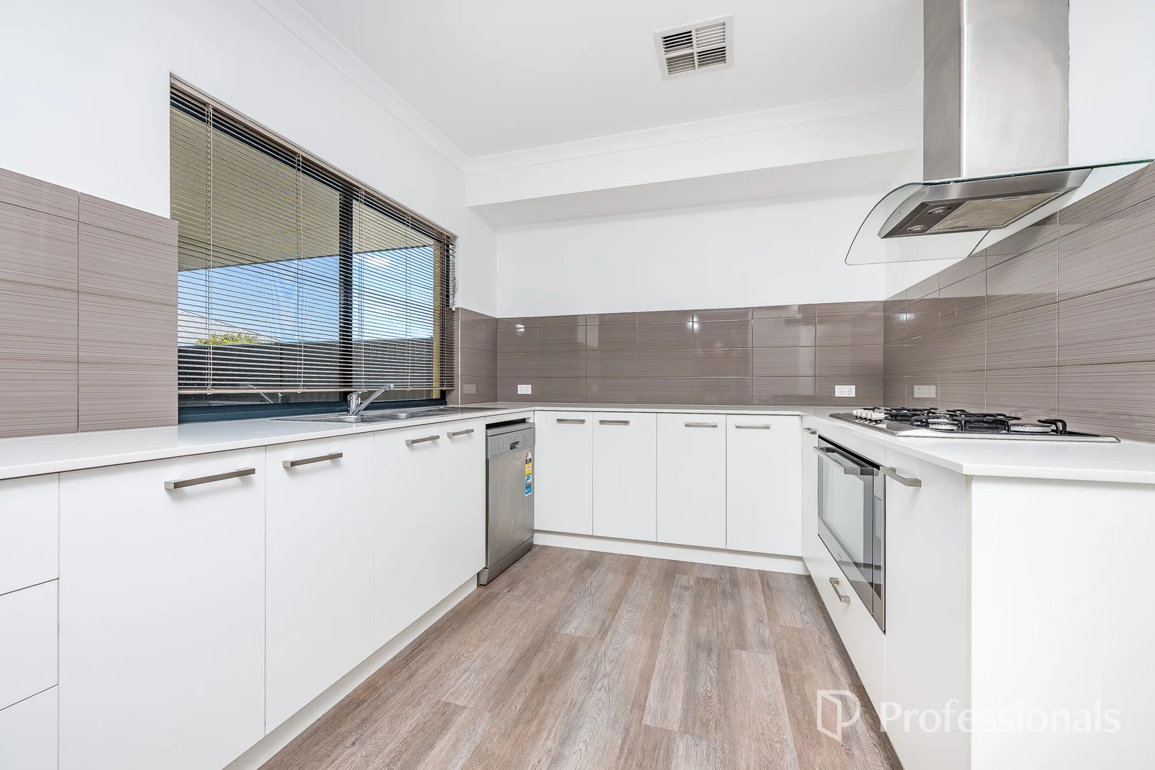 Additional image 10 of 30 Vitrinella Avenue, Jindalee WA 6036